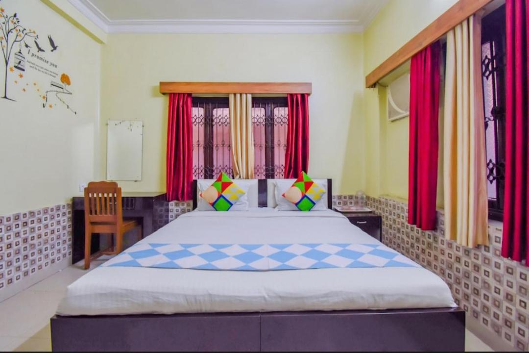 Hotel Orient Residency Калькутта Экстерьер фото
