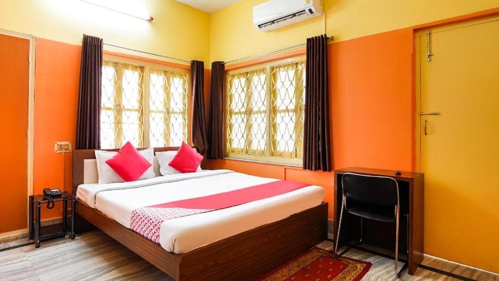 Hotel Orient Residency Калькутта Экстерьер фото